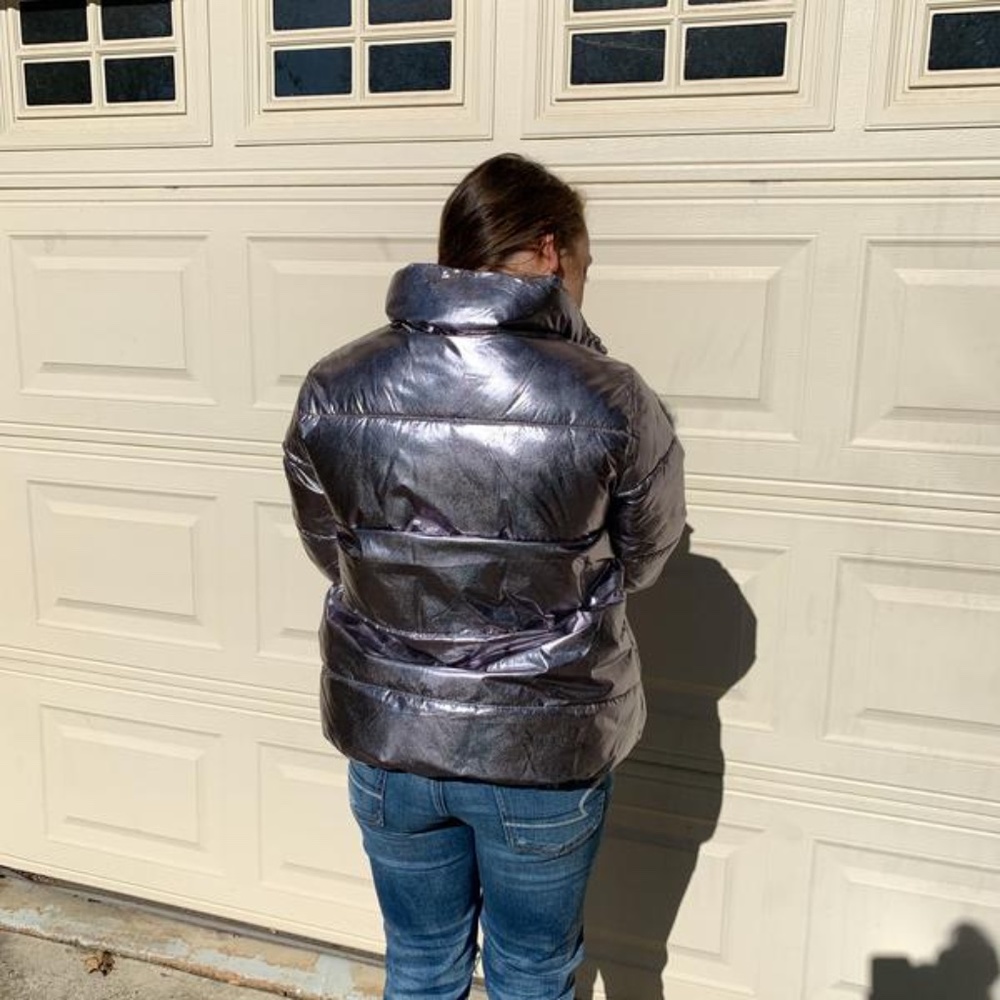 METALLIC PUFFER